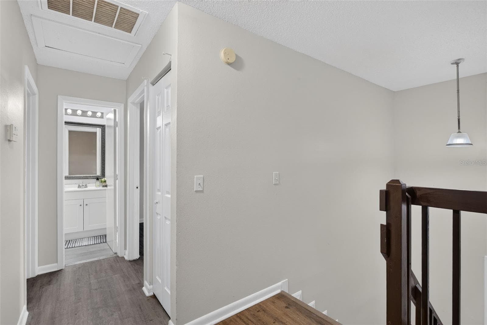 Townhouse at 1316 MOUNTAINVIEW, TAMPA, photo 13 of 26