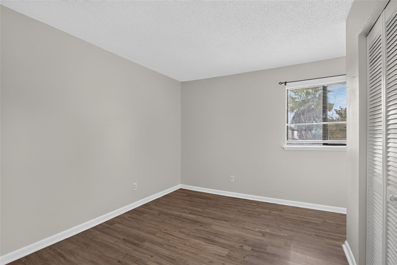 Townhouse at 1316 MOUNTAINVIEW, TAMPA, photo 18 of 26
