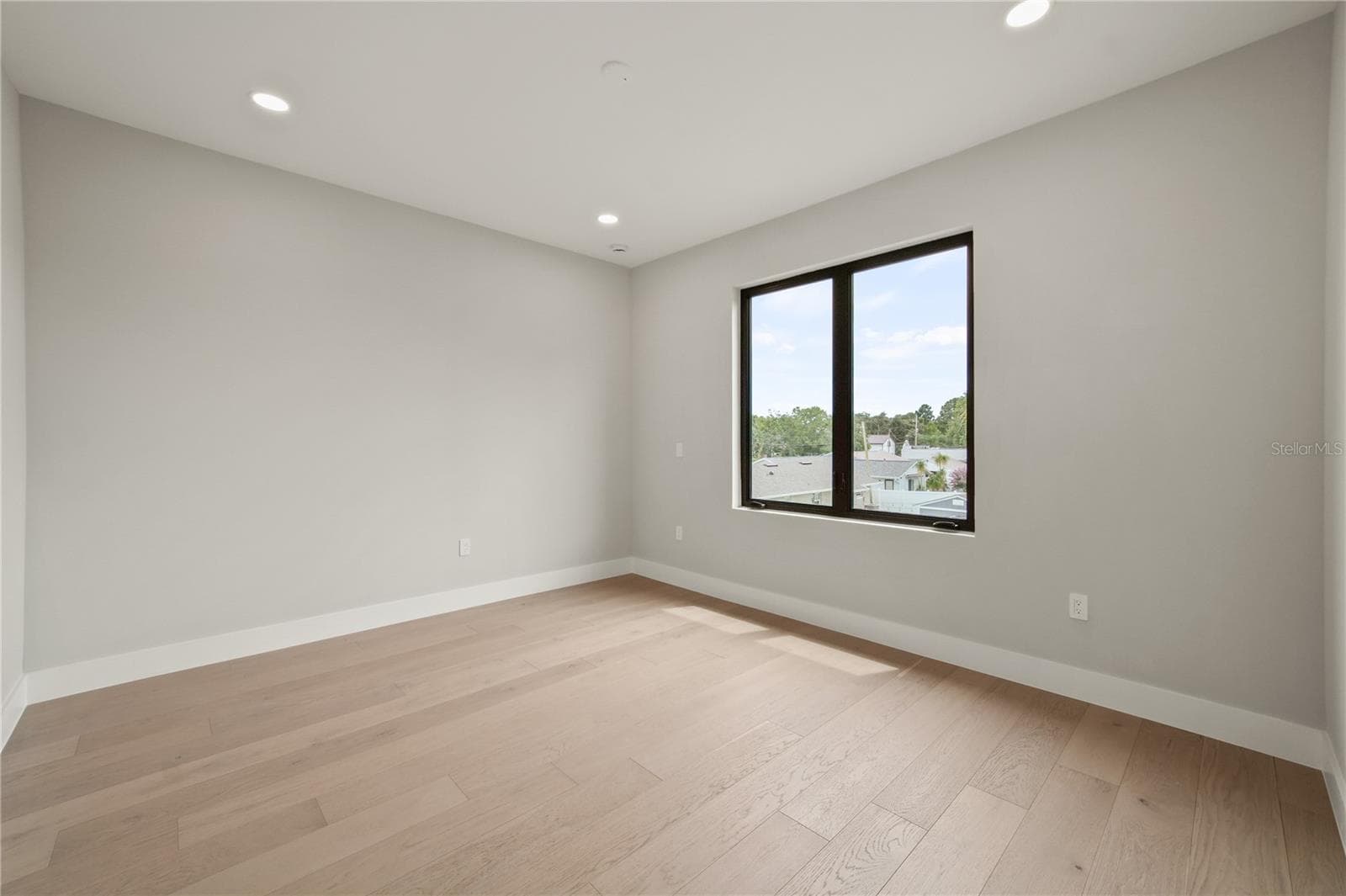 Single Family Residence at 1326 W NEW HAMPSHIRE ST, ORLANDO, photo 80 of 98