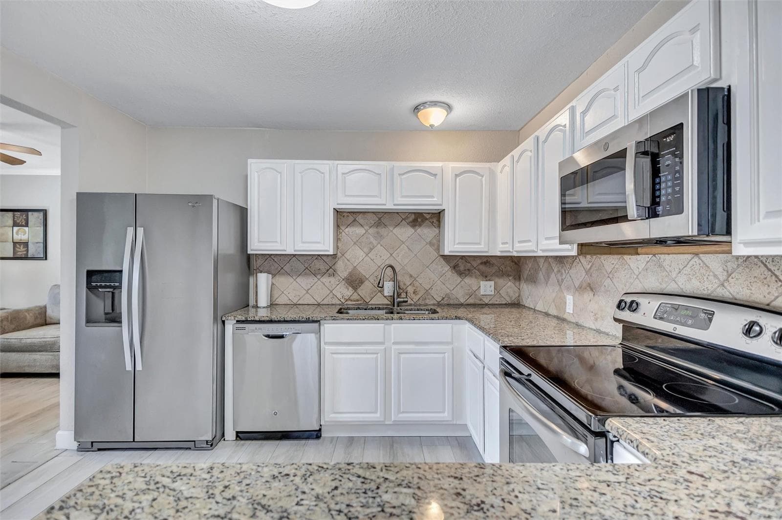 Solid stone countertops - 5337 2ND AVE N, ST PETERSBURG