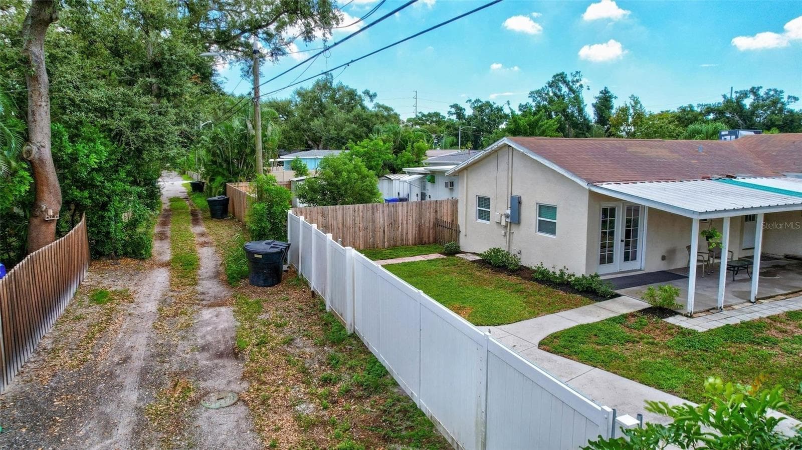 Back alleyway - 5337 2ND AVE N, ST PETERSBURG