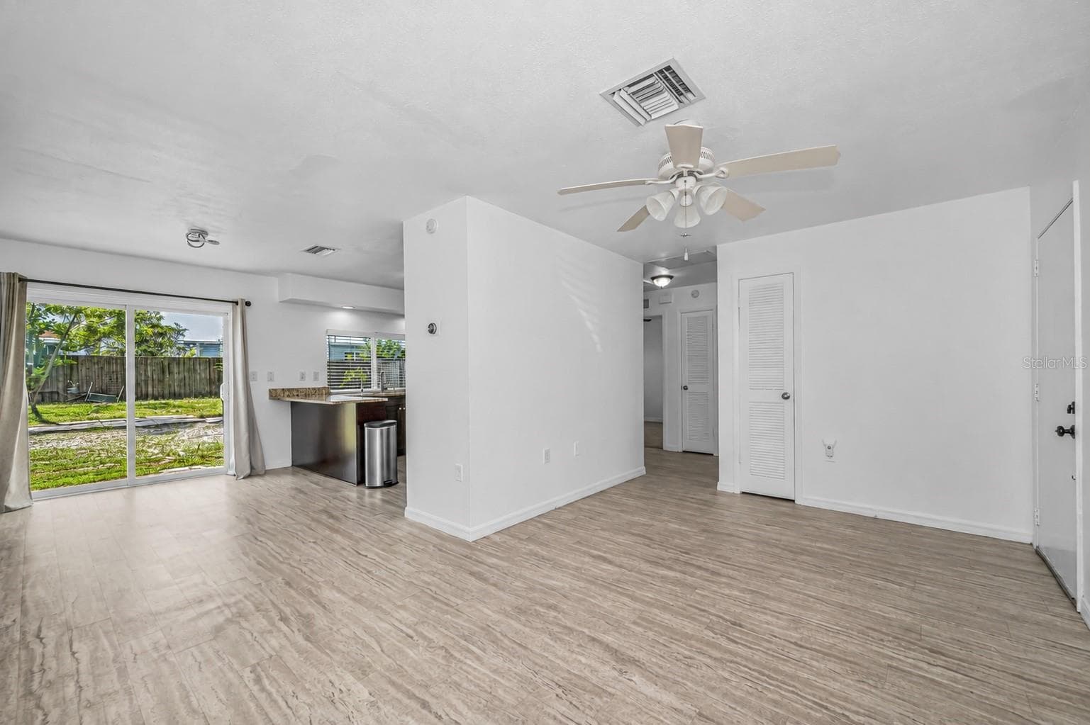 Living/Dining Room - 6464 107TH TER N, PINELLAS PARK