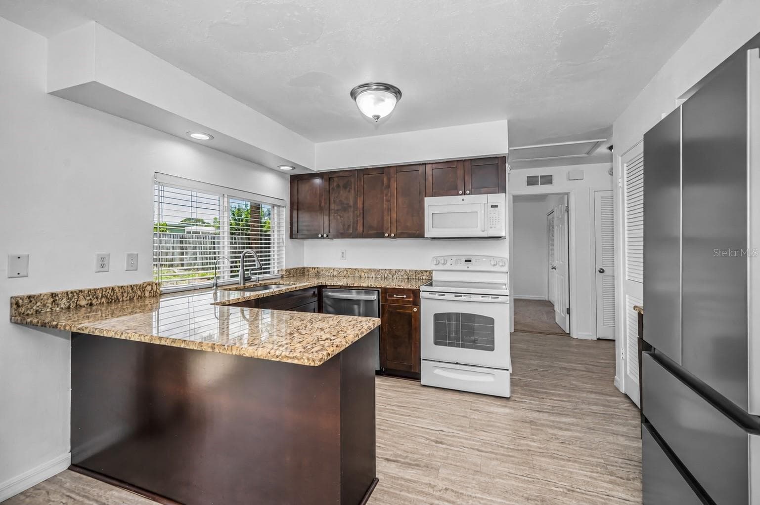 Kitchen - 6464 107TH TER N, PINELLAS PARK