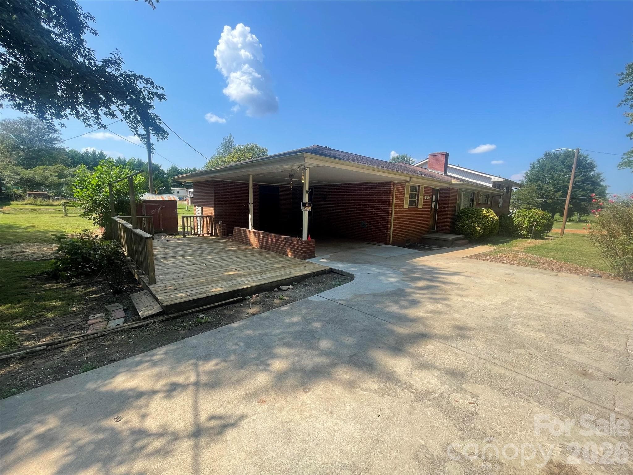 Single Family Residence at 6345 Woodleaf Road, Woodleaf, photo 4 of 21