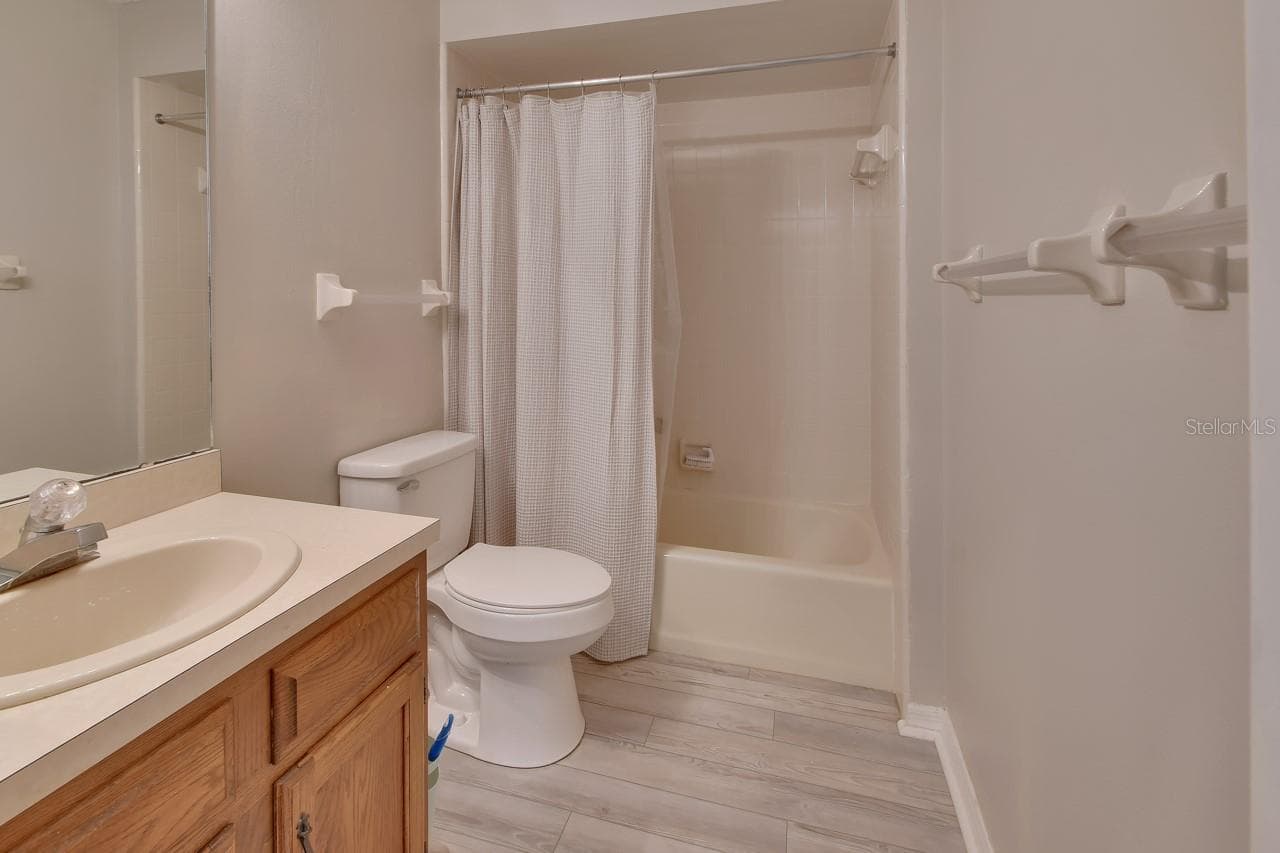 Condominium at 600 N BOUNDARY AVE #119C, DELAND, photo 34 of 36