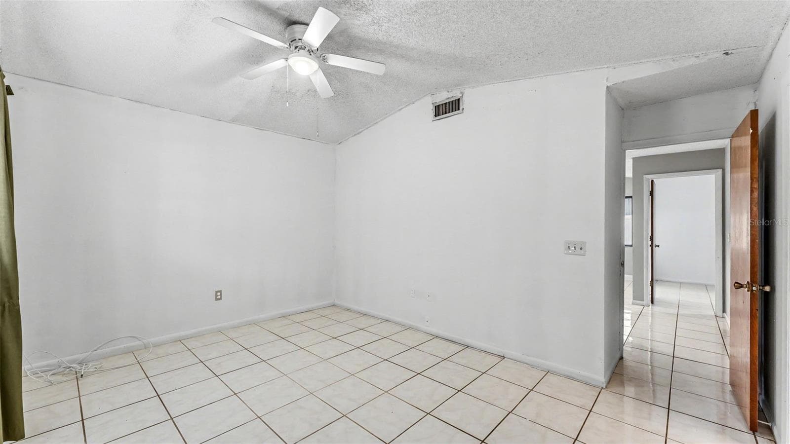 Single Family Residence at 842 ROCKINGHAM RD, LAKELAND, photo 16 of 26