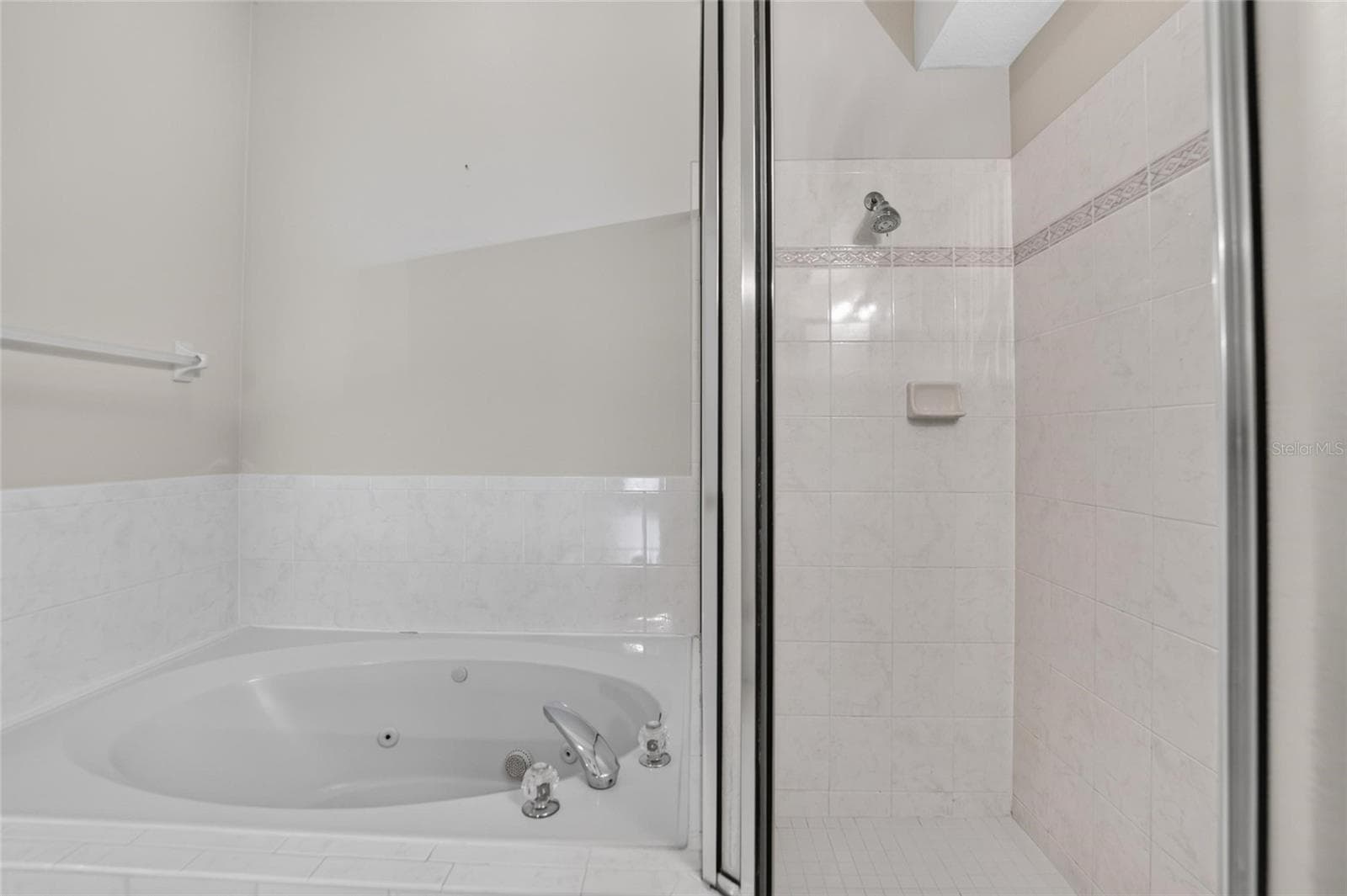 Single Family Residence at 1709 WOODWATCH WAY, BRANDON, photo 20 of 87