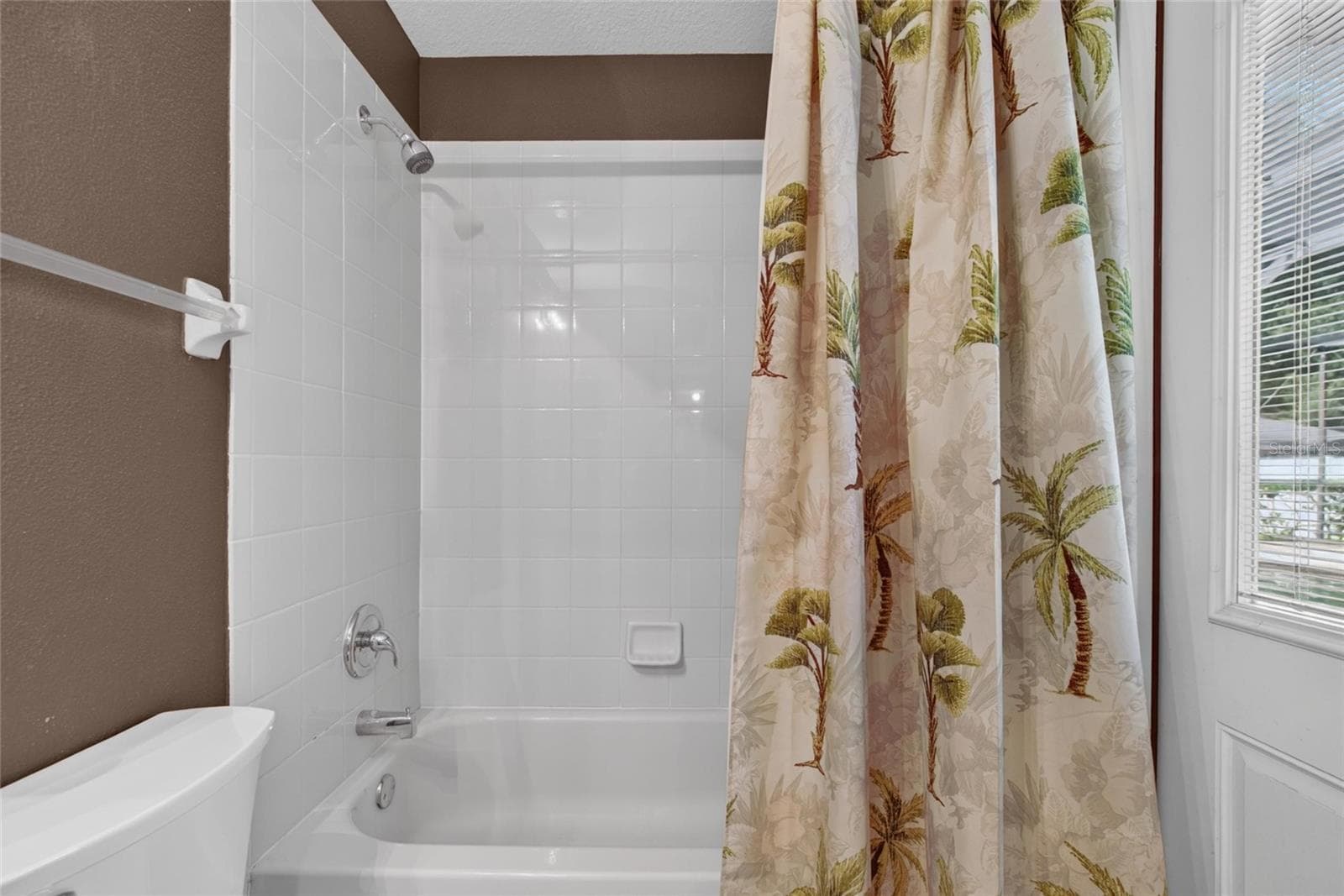Single Family Residence at 1709 WOODWATCH WAY, BRANDON, photo 33 of 87