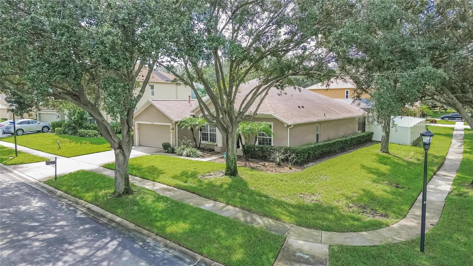 Single Family Residence at 1709 WOODWATCH WAY, BRANDON, photo 62 of 87