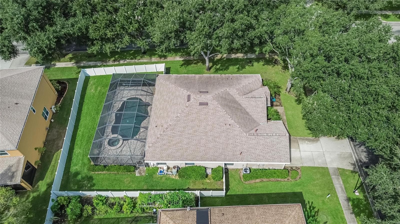 Single Family Residence at 1709 WOODWATCH WAY, BRANDON, photo 68 of 87