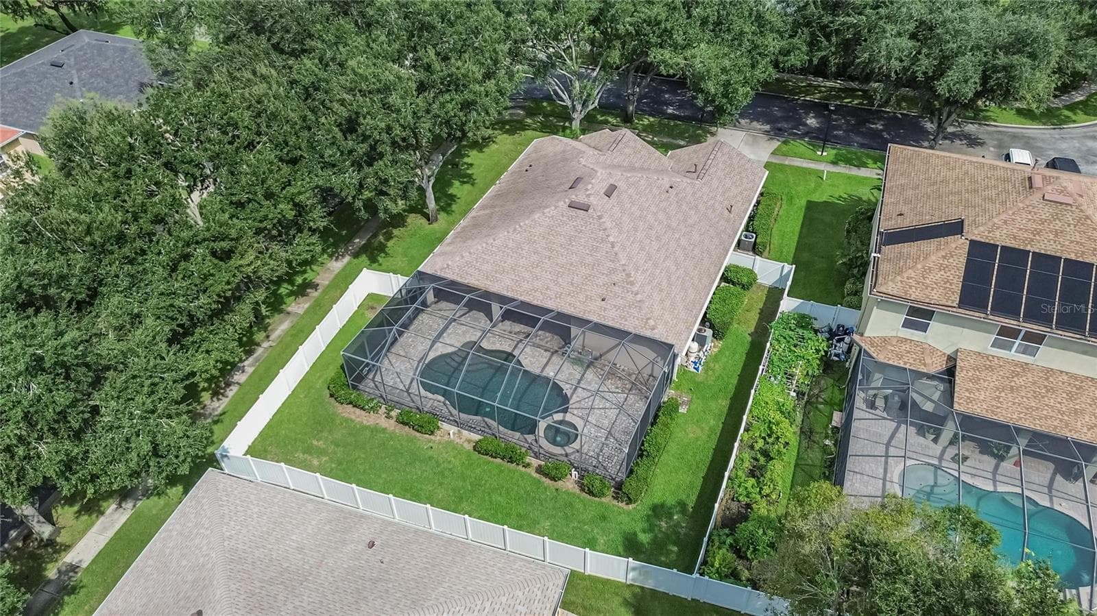 Single Family Residence at 1709 WOODWATCH WAY, BRANDON, photo 70 of 87