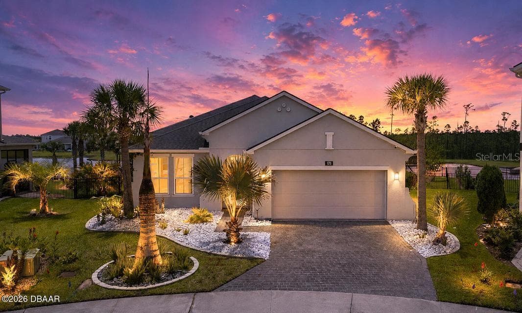 171 AZURE CT
