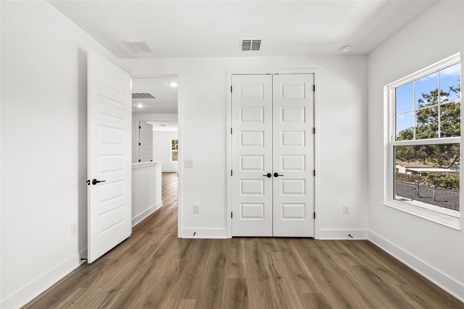 Single Family Residence at 324 37TH AVE, ST PETERSBURG, photo 35 of 42