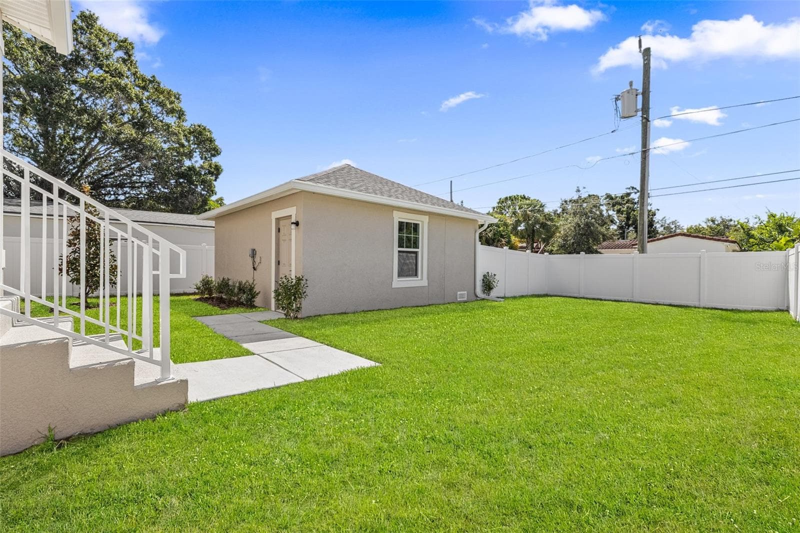 Single Family Residence at 324 37TH AVE, ST PETERSBURG, photo 37 of 42