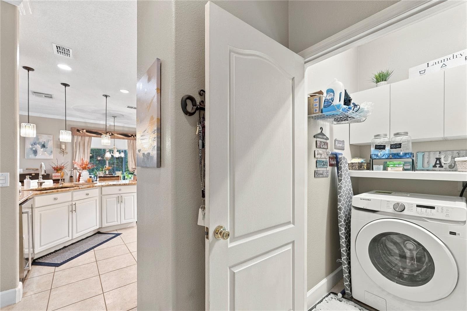 Single Family Residence at 9108 SHADOWBROOK TRL, ORLANDO, photo 15 of 28