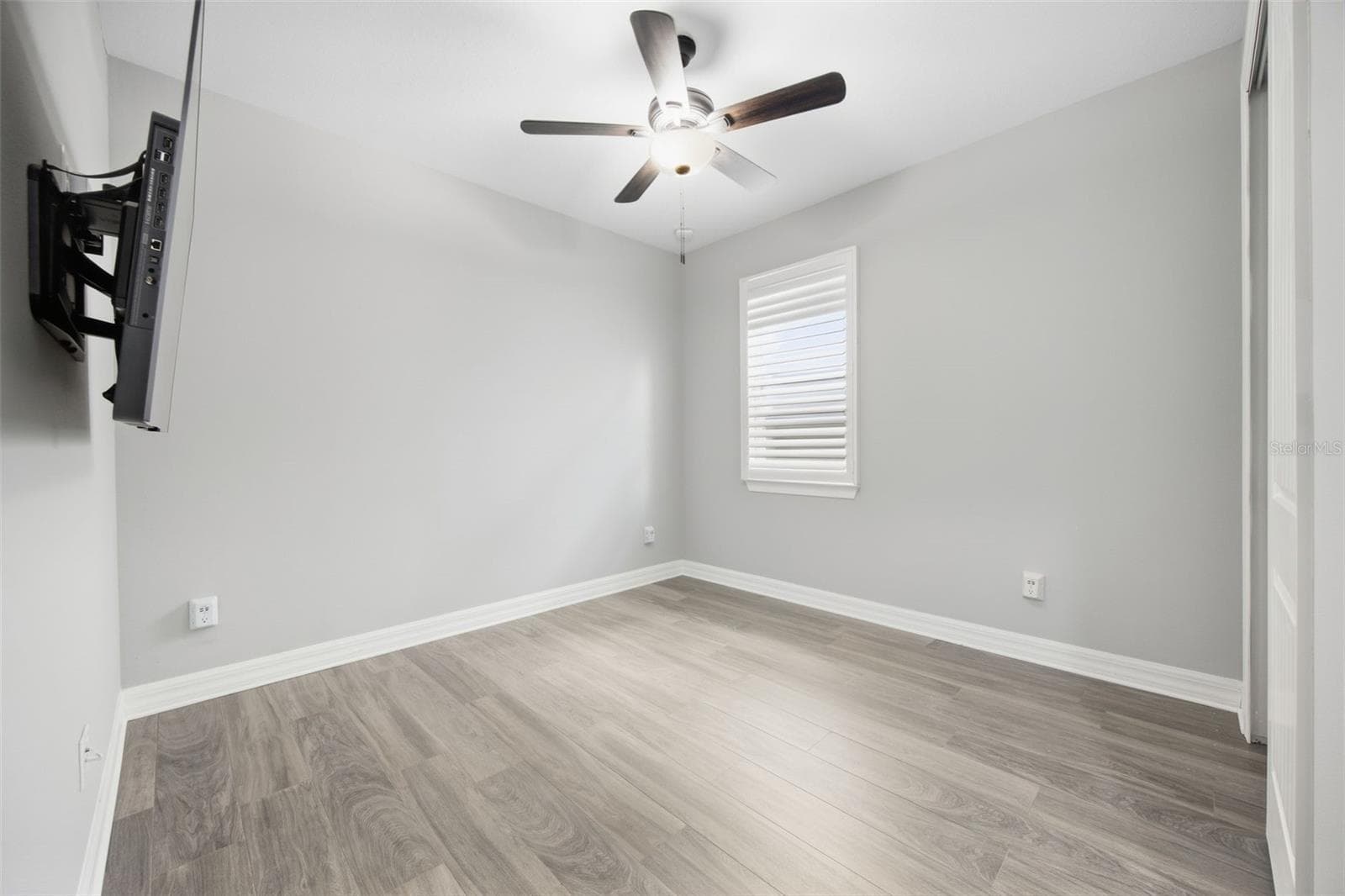 Single Family Residence at 9442 IBIS GROVE BLVD, WESLEY CHAPEL, photo 33 of 77