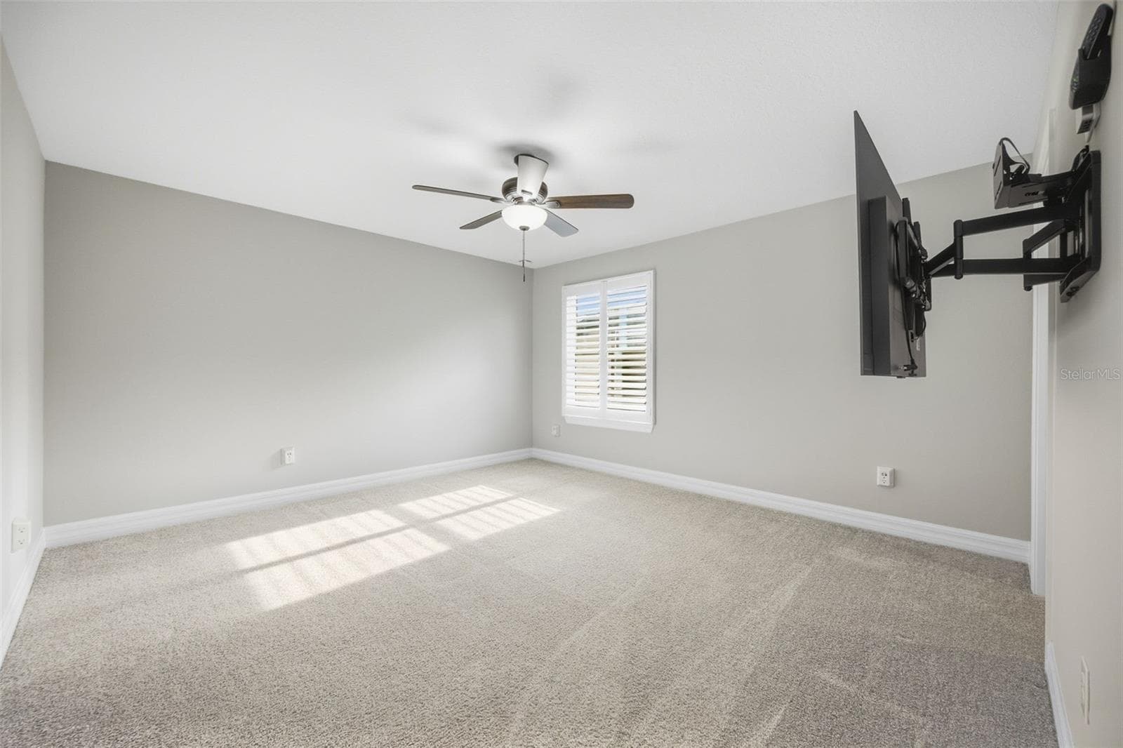 Single Family Residence at 9442 IBIS GROVE BLVD, WESLEY CHAPEL, photo 35 of 77