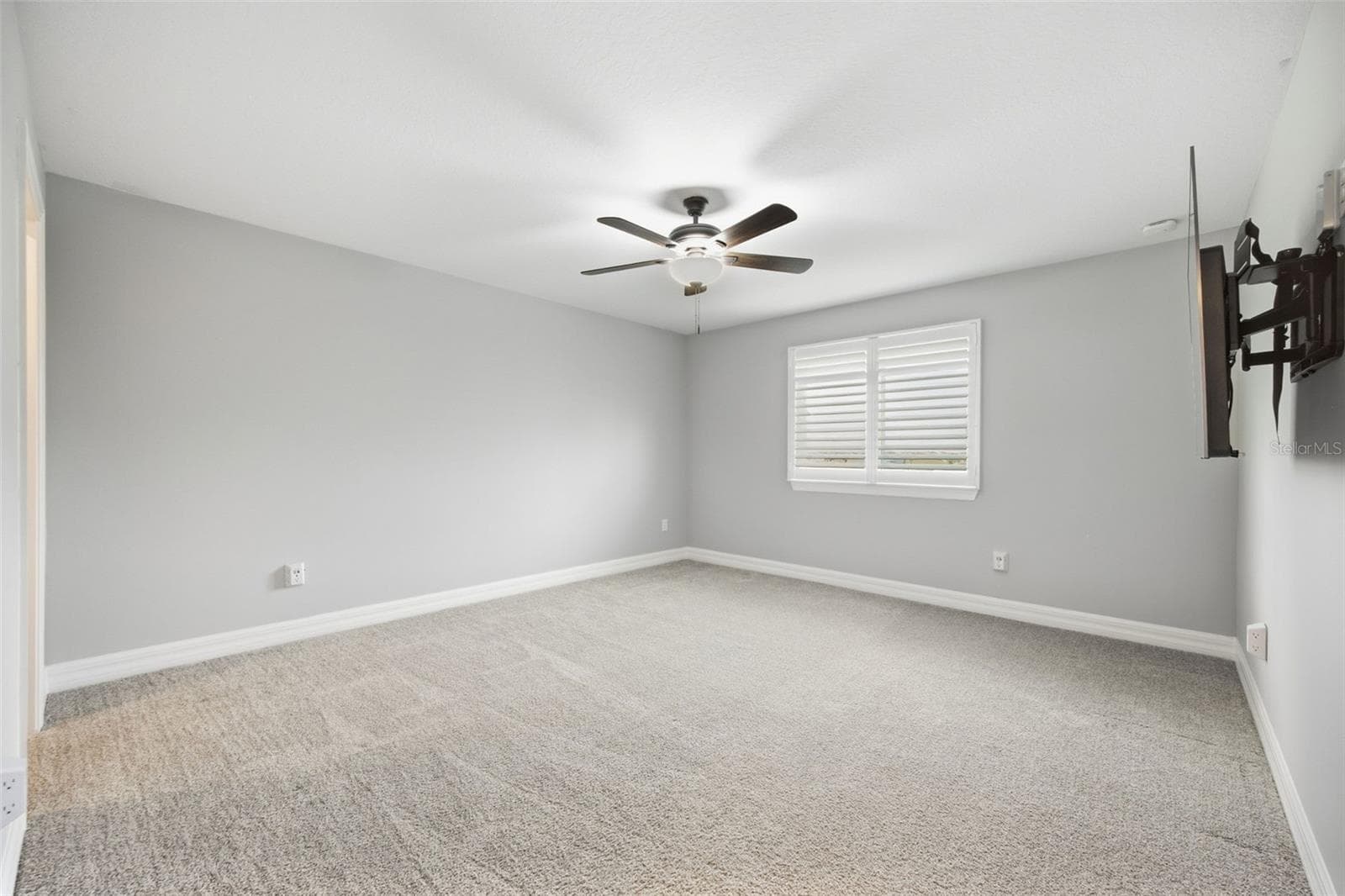 Single Family Residence at 9442 IBIS GROVE BLVD, WESLEY CHAPEL, photo 37 of 77