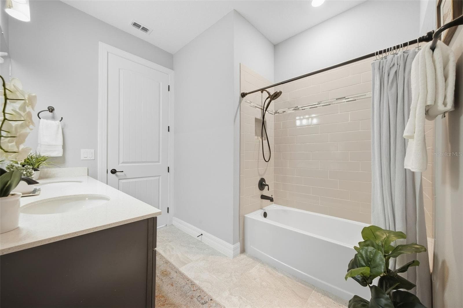 Single Family Residence at 9442 IBIS GROVE BLVD, WESLEY CHAPEL, photo 44 of 77