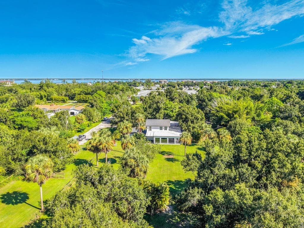 1409 LAVILLA RD