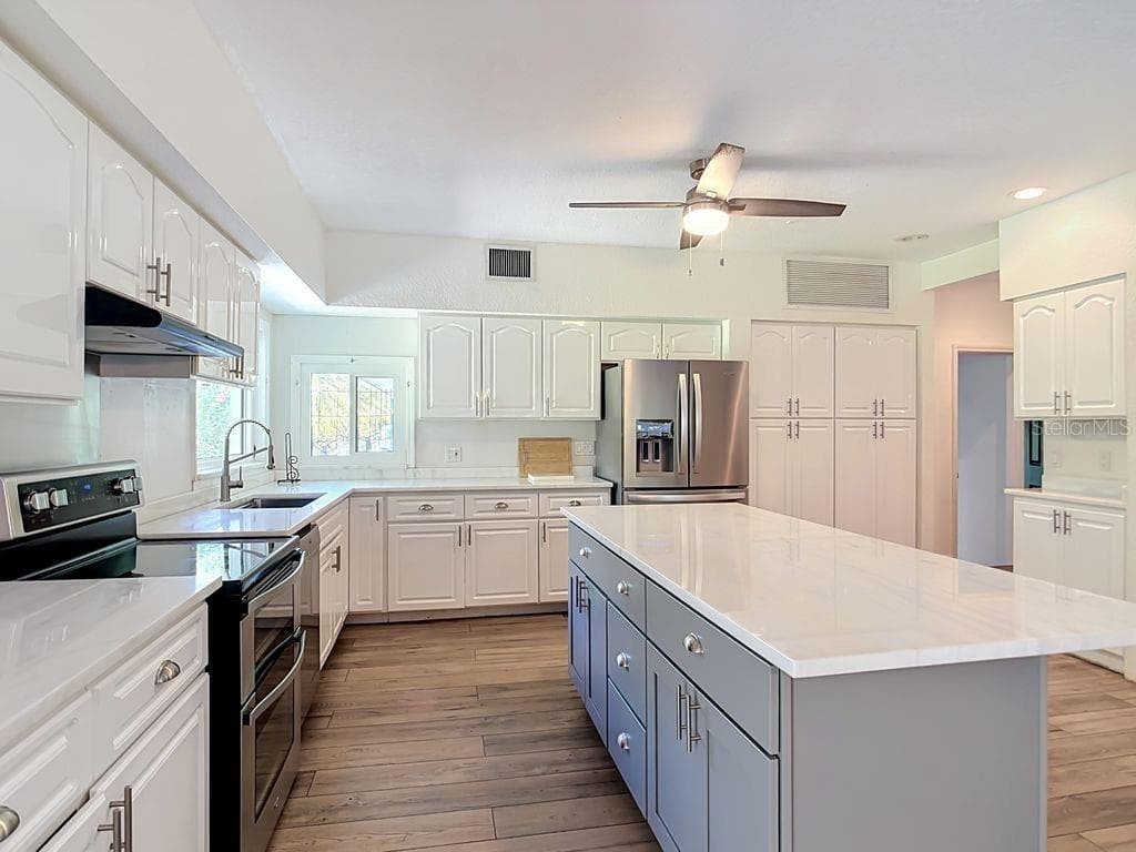 Single Family Residence at 1409 LAVILLA RD, PUNTA GORDA, photo 20 of 79