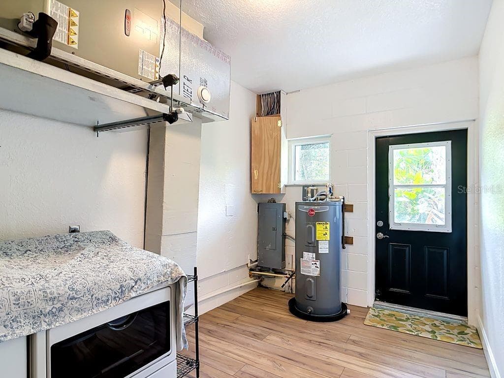 Laundry Room with Separate Entry - 1409 LAVILLA RD, PUNTA GORDA