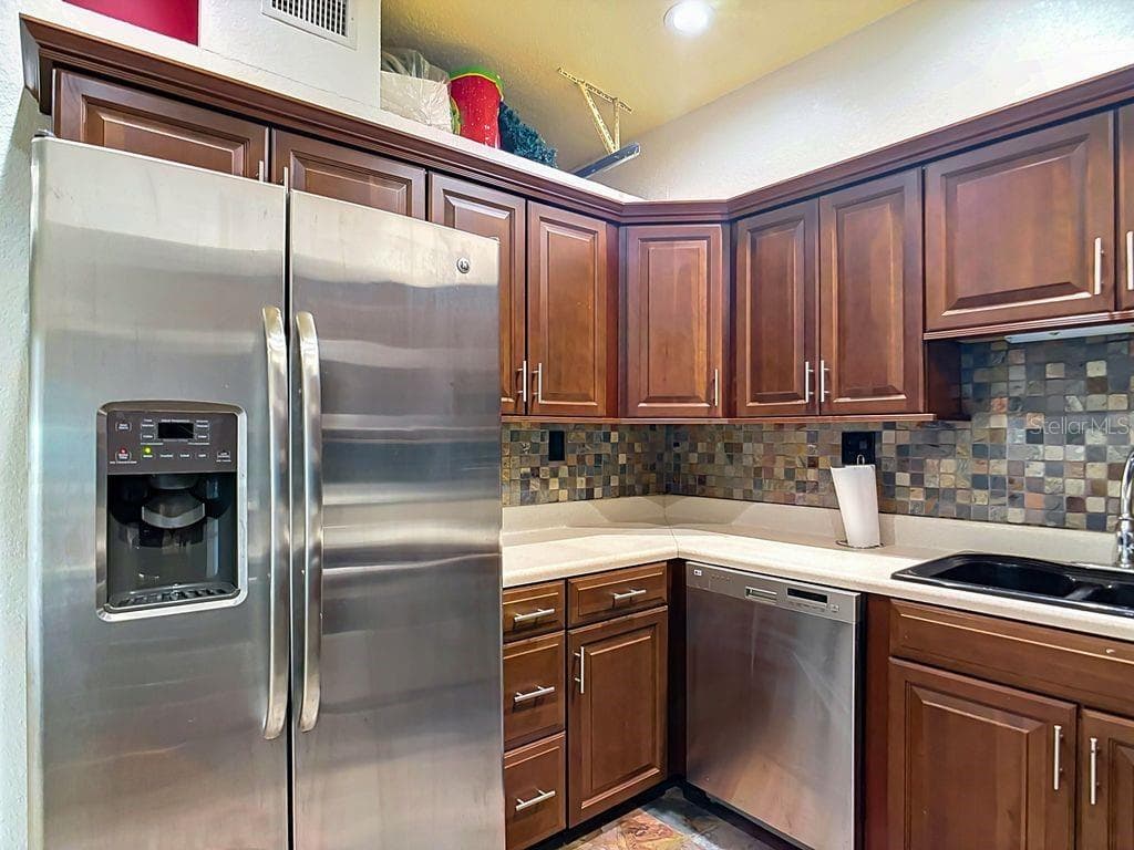 Guest Suite Kitchen - 1409 LAVILLA RD, PUNTA GORDA