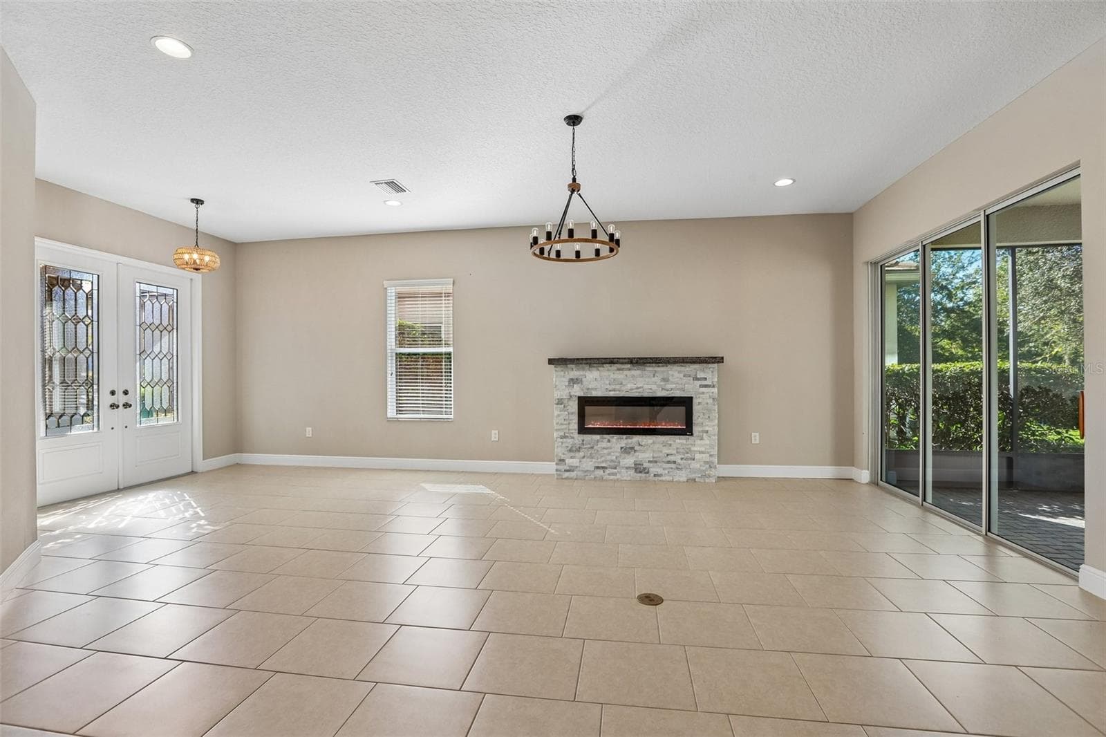 Single Family Residence at 2495 OAKWOOD PRESERVE DR, WESLEY CHAPEL, photo 6 of 65
