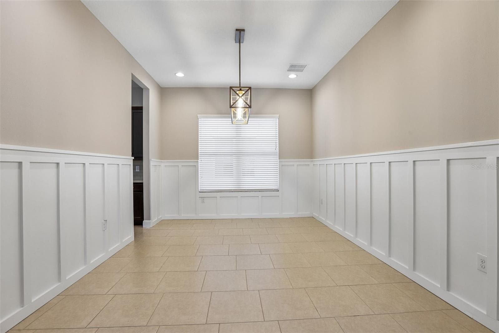 Single Family Residence at 2495 OAKWOOD PRESERVE DR, WESLEY CHAPEL, photo 9 of 65