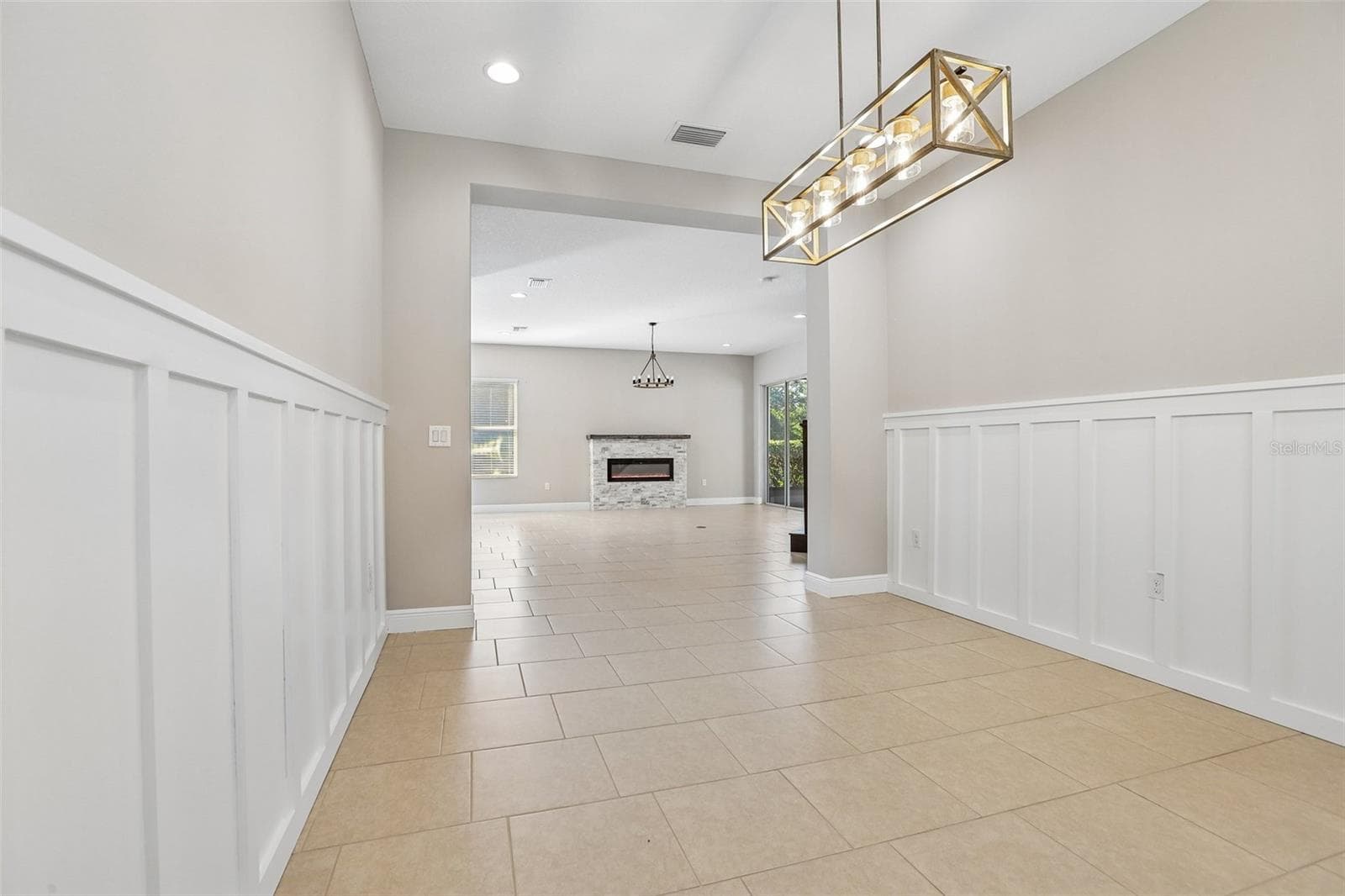 Single Family Residence at 2495 OAKWOOD PRESERVE DR, WESLEY CHAPEL, photo 10 of 65