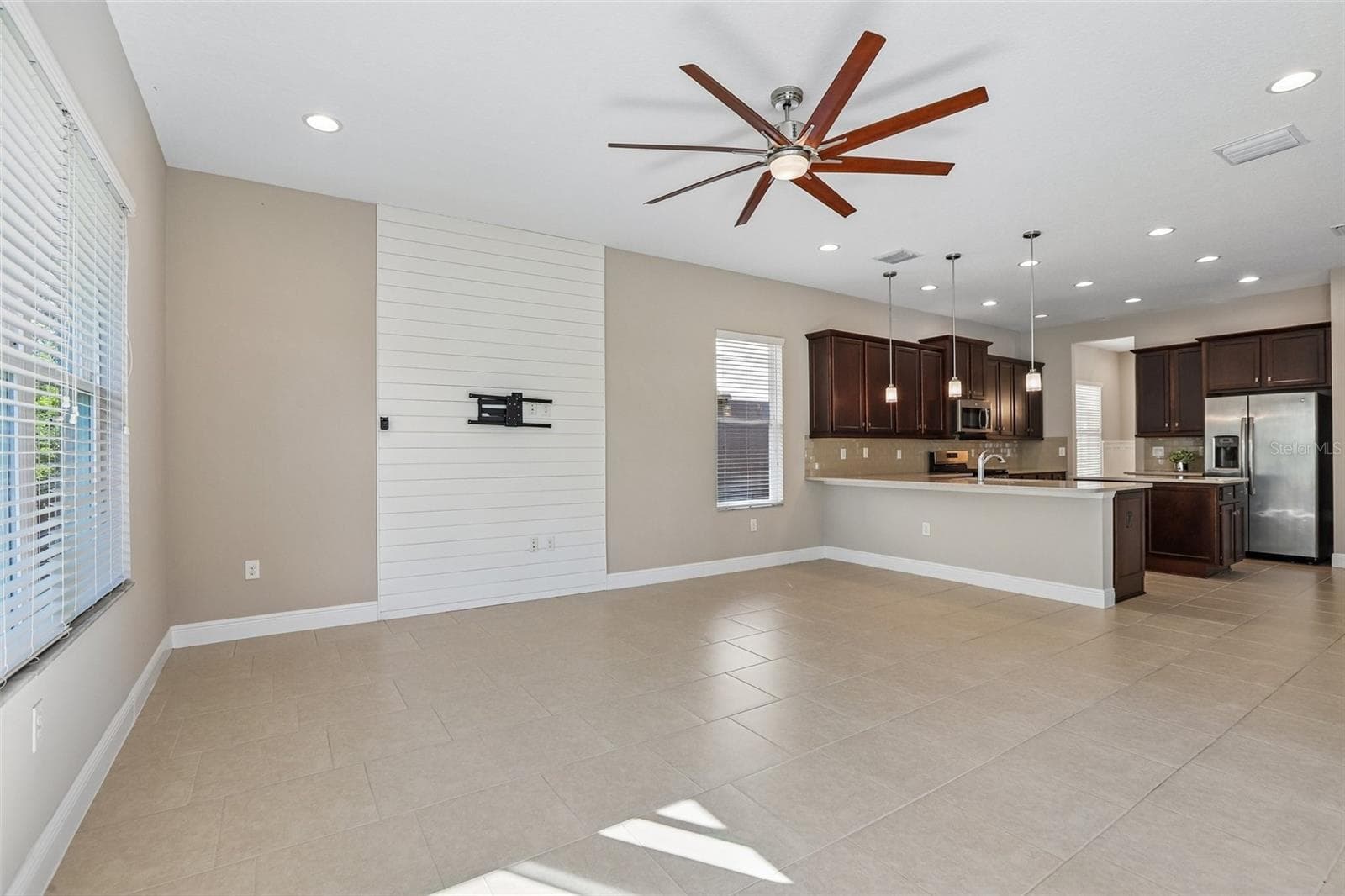Single Family Residence at 2495 OAKWOOD PRESERVE DR, WESLEY CHAPEL, photo 13 of 65