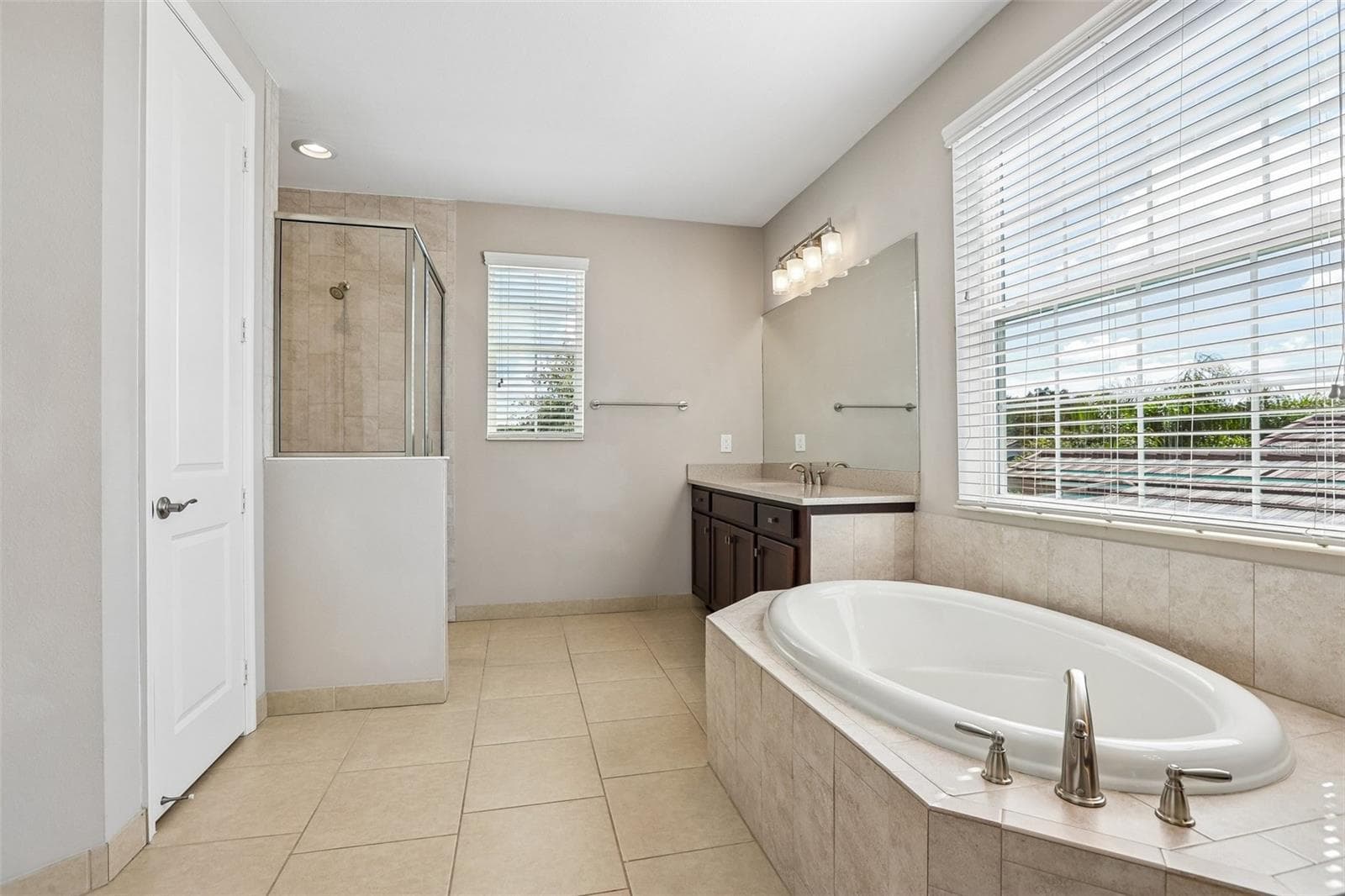 Single Family Residence at 2495 OAKWOOD PRESERVE DR, WESLEY CHAPEL, photo 31 of 65