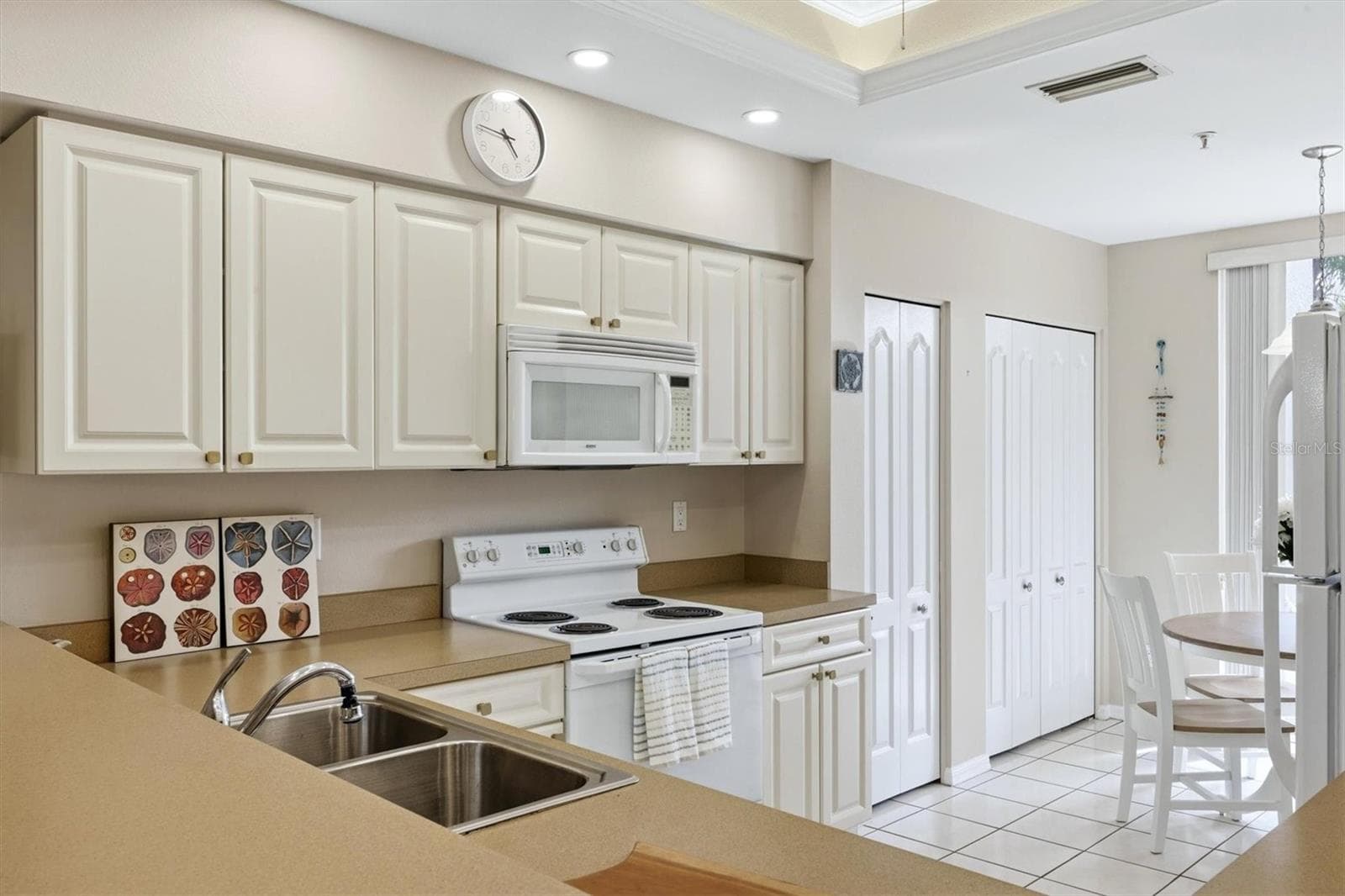 Condominium at 9590 HIGH GATE DR #1912, SARASOTA, photo 29 of 76