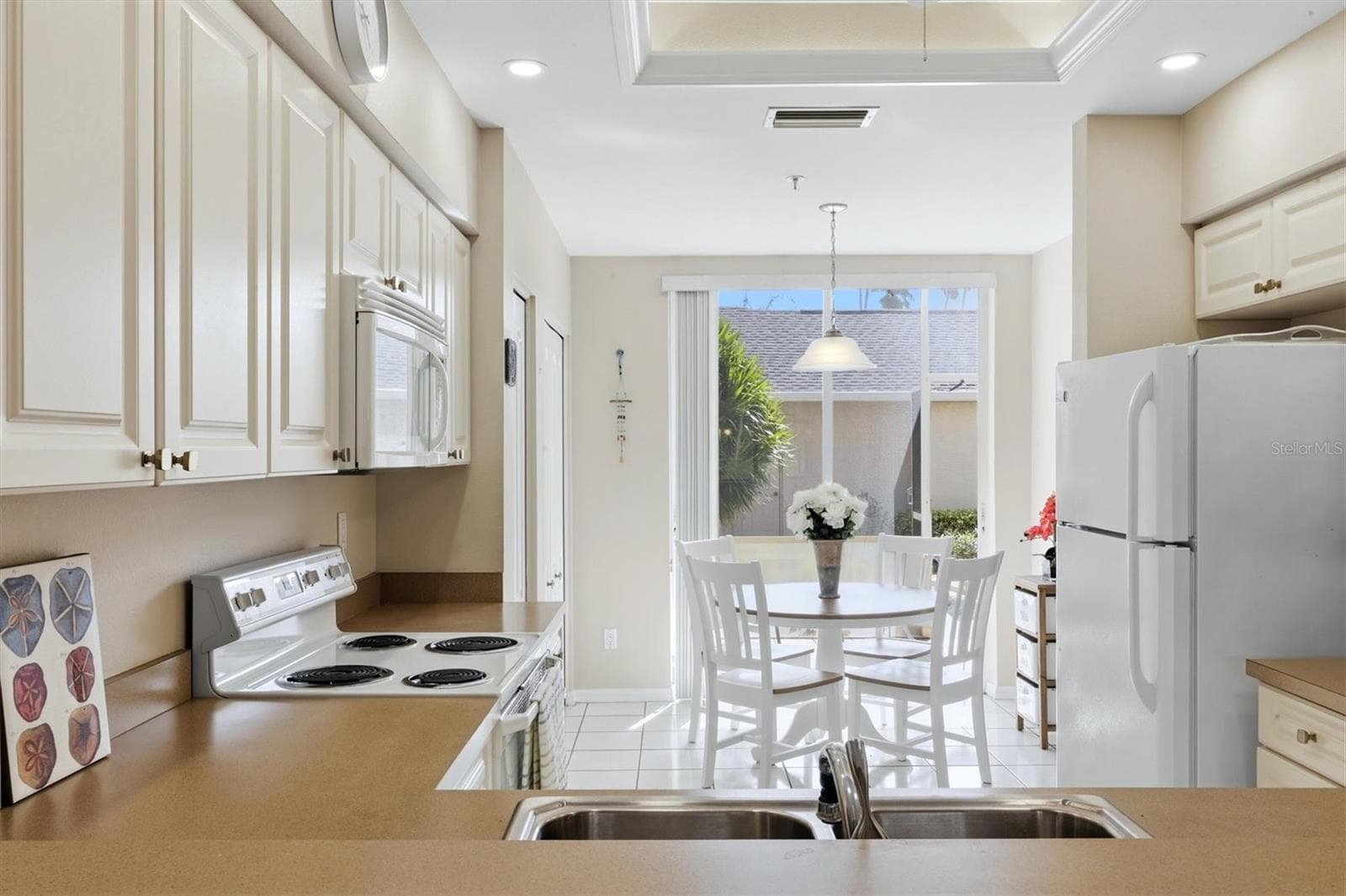 Condominium at 9590 HIGH GATE DR #1912, SARASOTA, photo 32 of 76