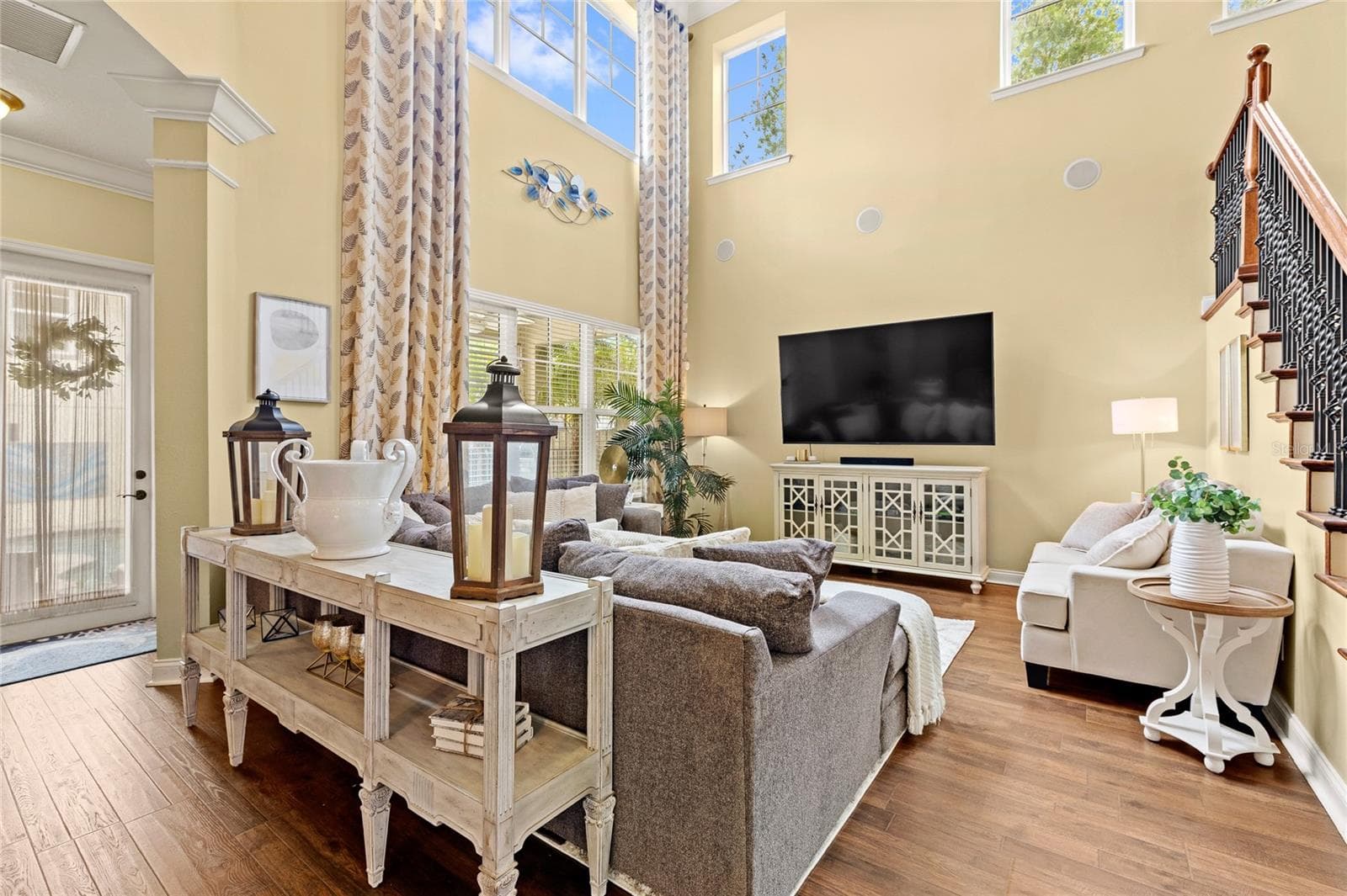 Living Room - 13817 ELIOT AVE, ORLANDO
