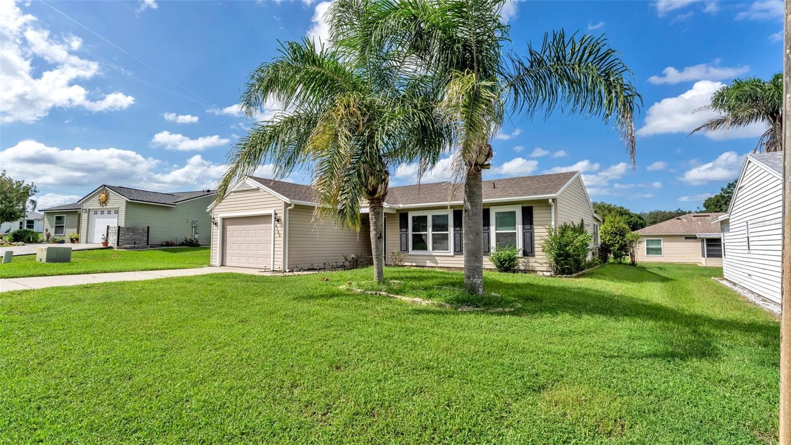 Single Family Residence at 6109 KITTIWAKE DR, LAKELAND, photo 6 of 24