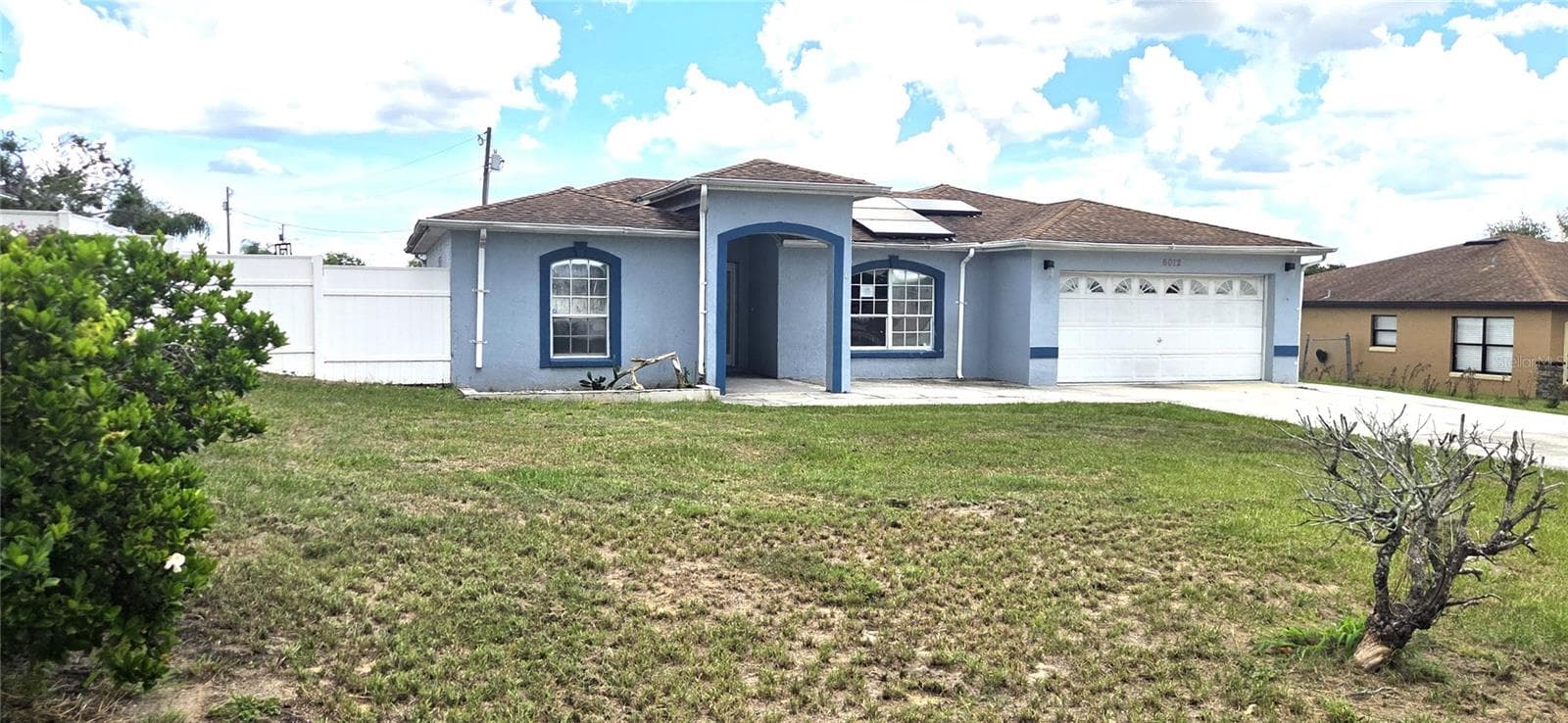 Single Family Residence at 6012 LAKE RUTH DR E, DUNDEE, photo 2 of 43