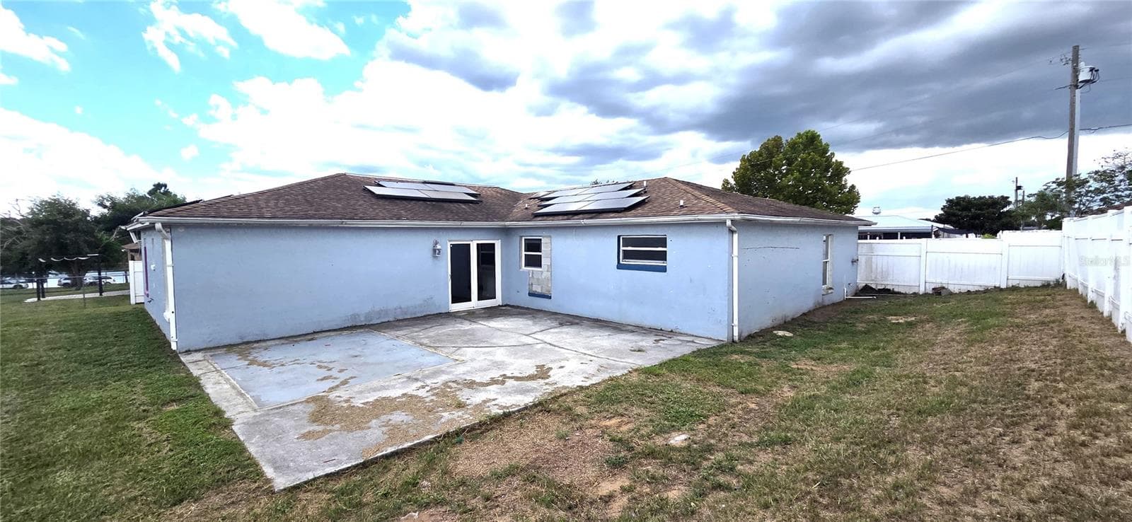 Single Family Residence at 6012 LAKE RUTH DR E, DUNDEE, photo 32 of 43