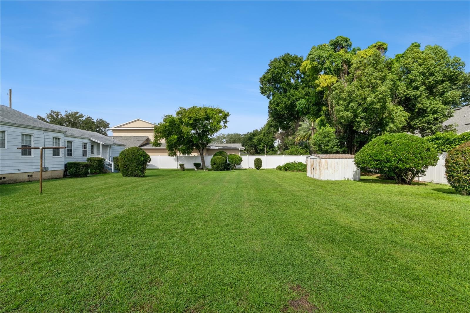 Single Family Residence at 1125 GUERNSEY ST, ORLANDO, photo 17 of 17