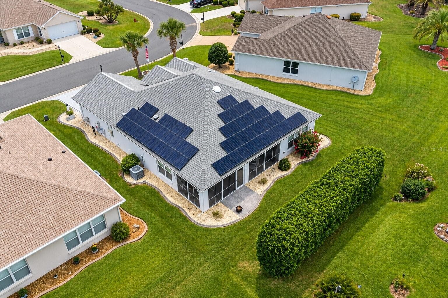 Single Family Residence at 9203 SE 118TH LOOP, SUMMERFIELD, photo 2 of 17