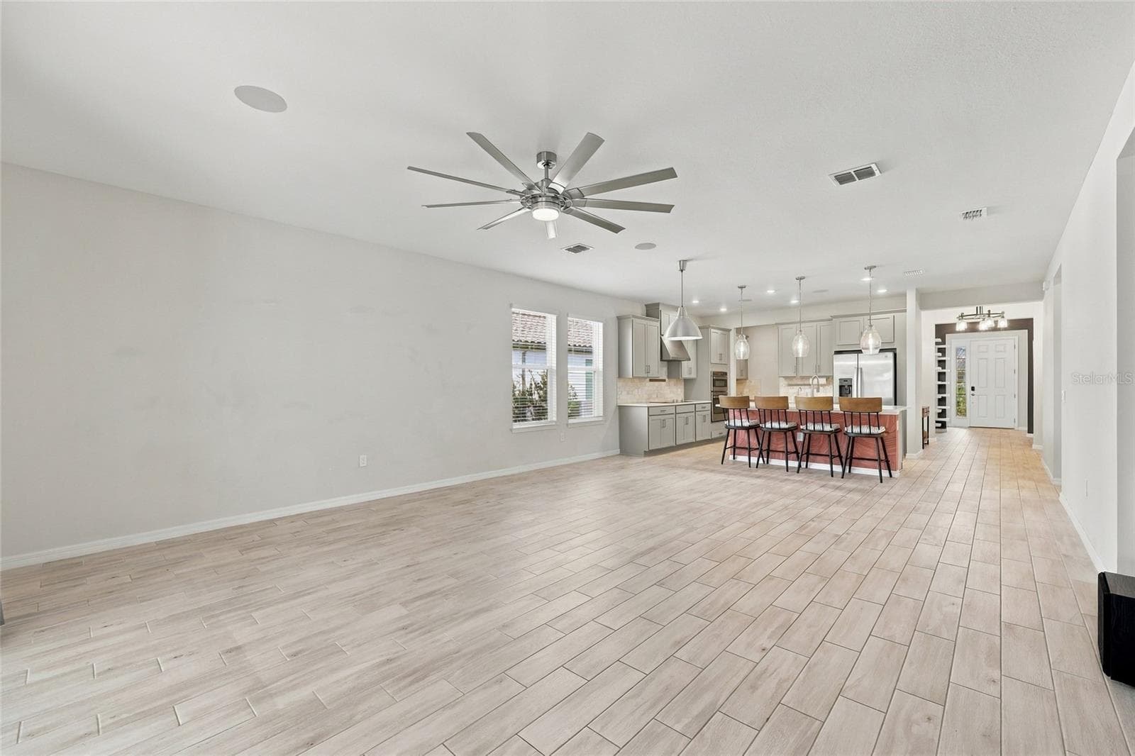 Living / Dining Room Combo - 1801 GOBLET COVE ST, KISSIMMEE