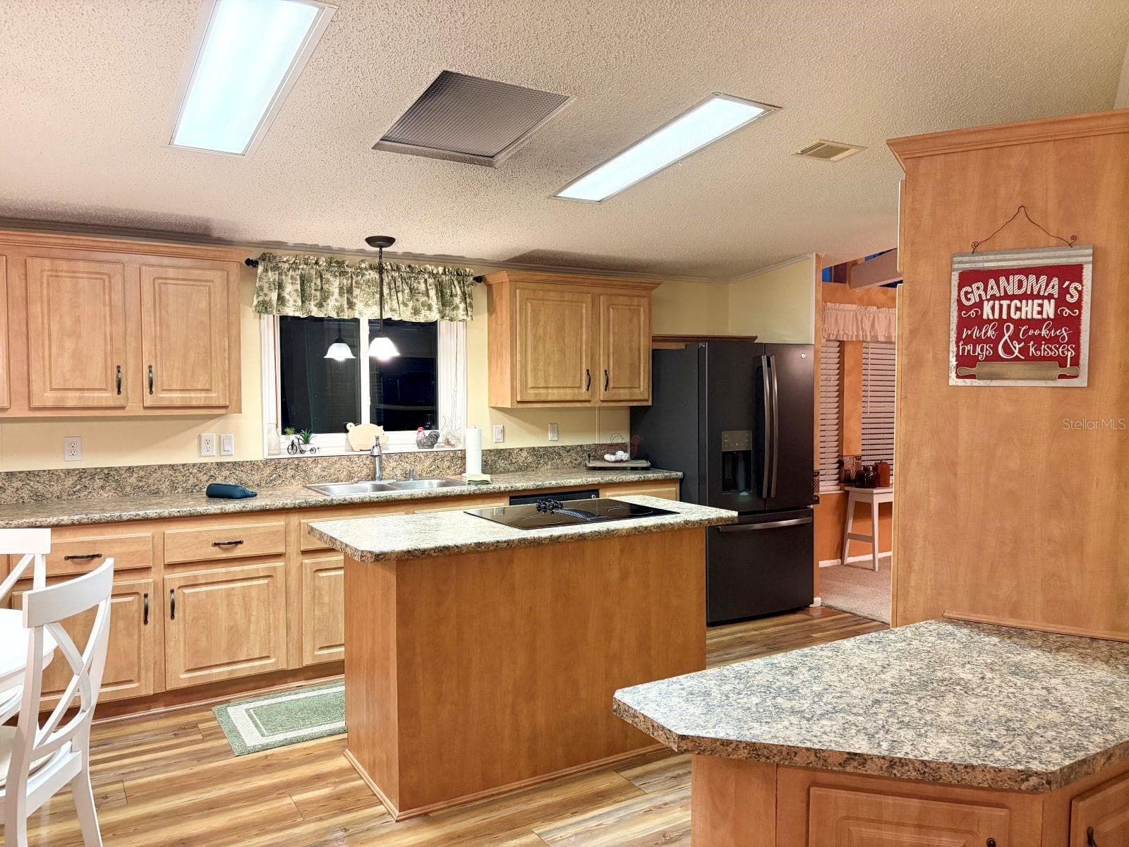 Manufactured Home at 809 STARBOARD AVE, EDGEWATER, photo 15 of 53
