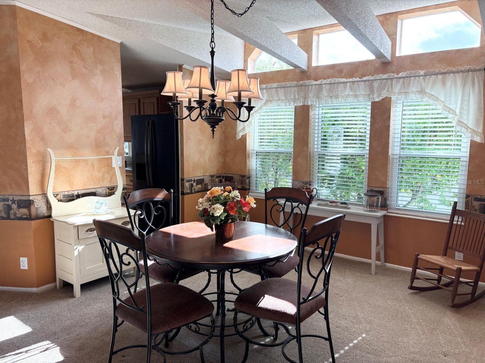 Dining room with access to kitchen and open to living room - 809 STARBOARD AVE, EDGEWATER