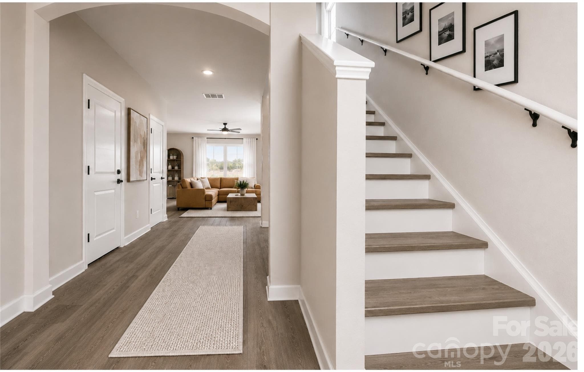 Single Family Residence at 2231 Dardan Woods Drive, Charlotte, photo 3 of 21
