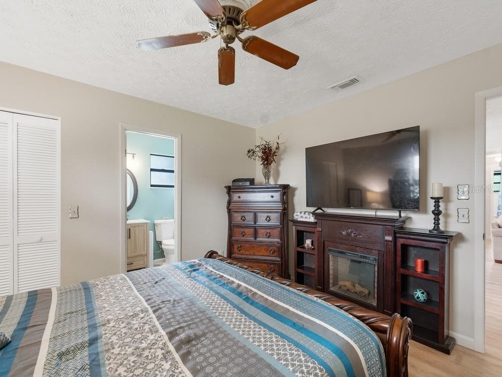 Single Family Residence at 5717 BIRCH DR, FORT PIERCE, photo 16 of 41