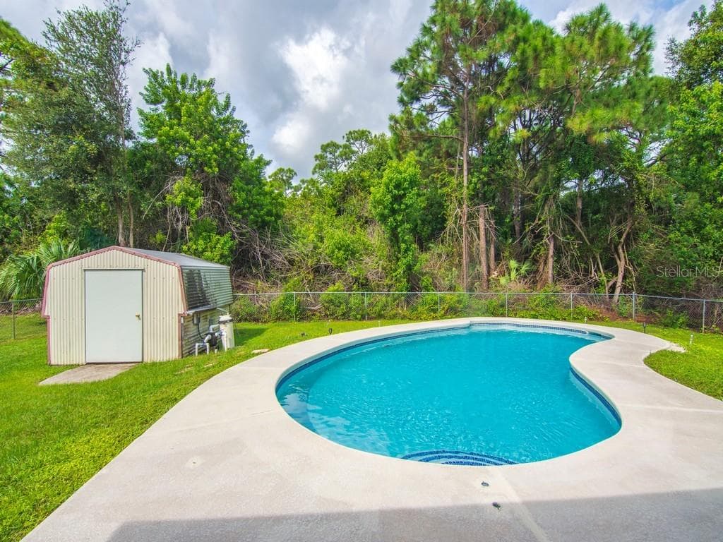 Single Family Residence at 5717 BIRCH DR, FORT PIERCE, photo 31 of 41