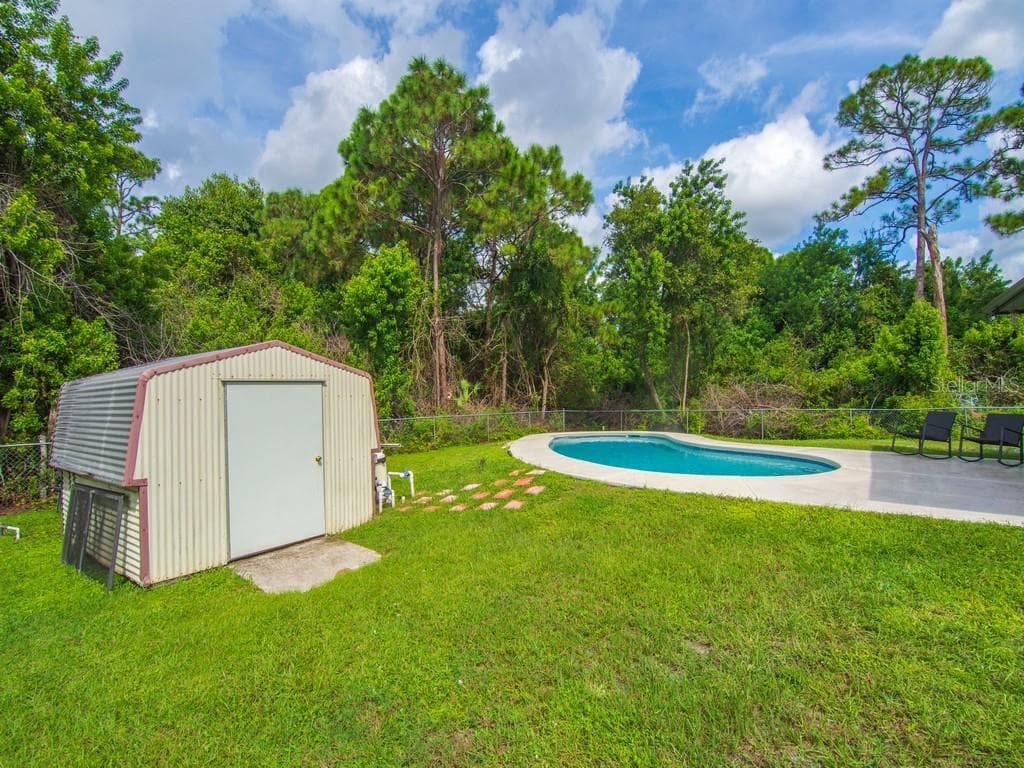 Single Family Residence at 5717 BIRCH DR, FORT PIERCE, photo 33 of 41