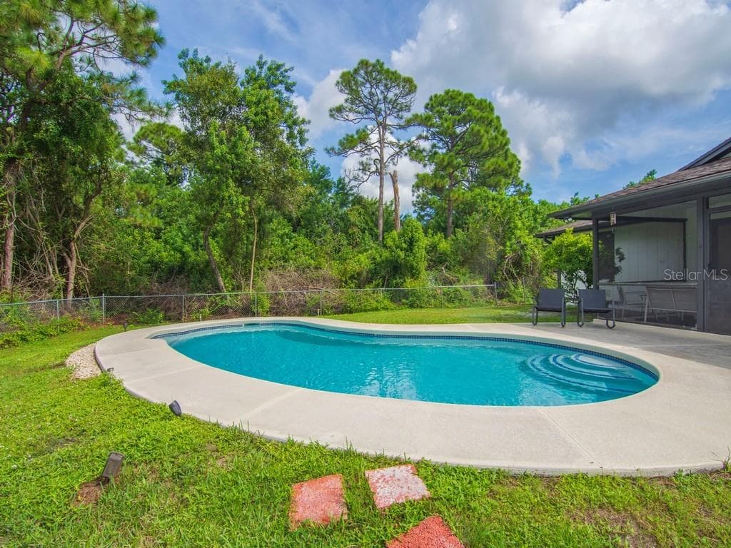 Single Family Residence at 5717 BIRCH DR, FORT PIERCE, photo 35 of 41