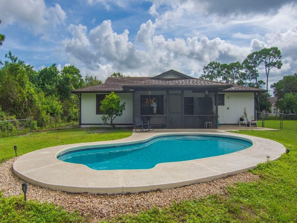 Single Family Residence at 5717 BIRCH DR, FORT PIERCE, photo 38 of 41