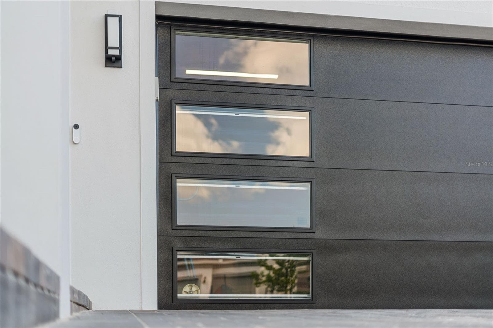 Thoughtfully designed inside and out. - 4617 GOLDEN BIRCH AVE, CLERMONT